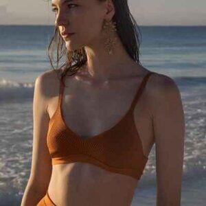 Auteur Studio Ashley Knitted Top in Fanta